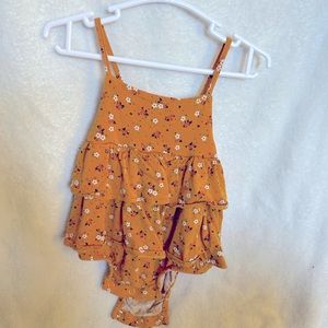 GUC Posh Peanut Halsey Sleeveless Ruffled Bubble Romper 0-3